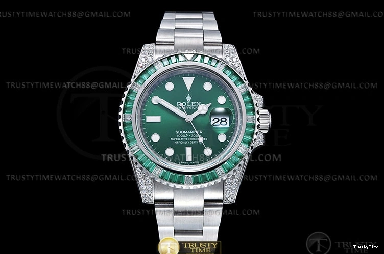 0110 Elegant Submariner 116610LV 904L Dia SS SS Grn Noob A 1080